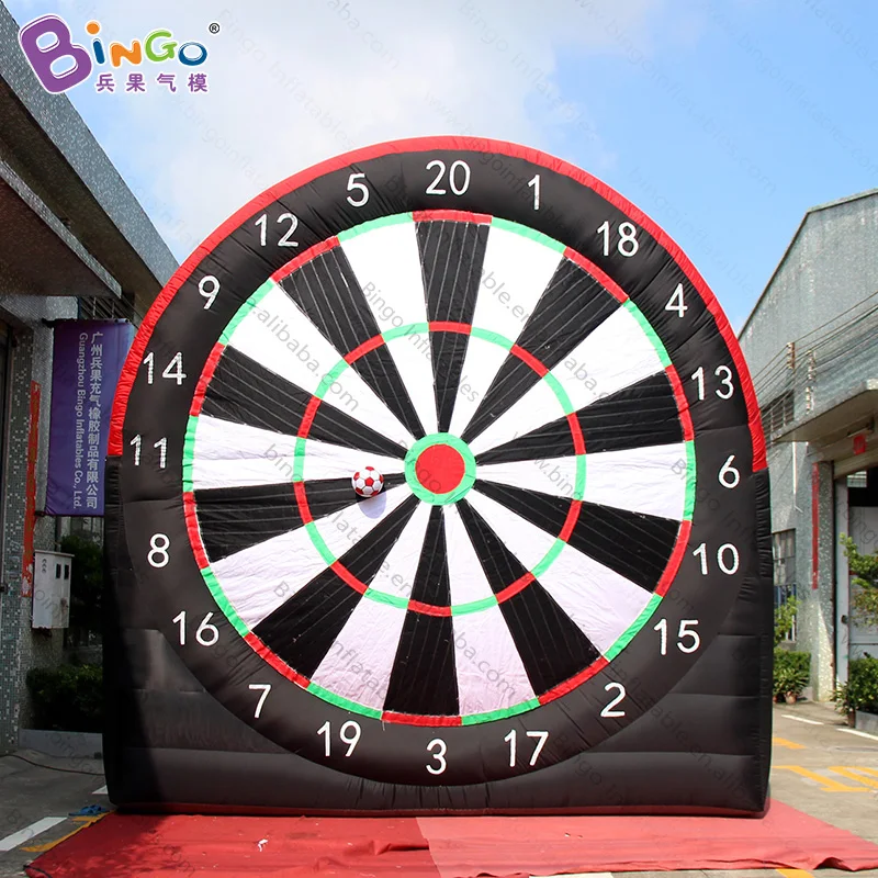 Hot sale 5 meters tall giant inflatable soccer dart board outdoors games large inflatable football dart game toy
Hot sale 5 meters tall giant inflatable soccer dart board outdoors games large inflatable football dart game toy