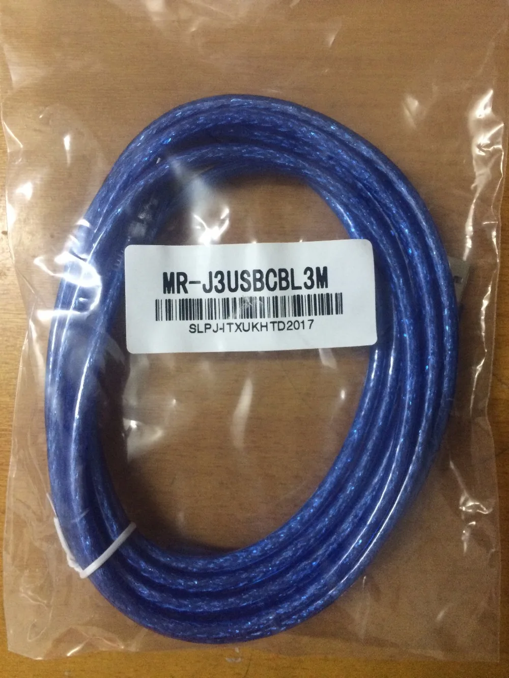 MR-J3 Series MR-J3USBCBL3M кабель программирования линии ввода в эксплуатацию сервопривода
MR-J3 Series MR-J3USBCBL3M кабель программирования линии ввода в эксплуатацию сервопривода