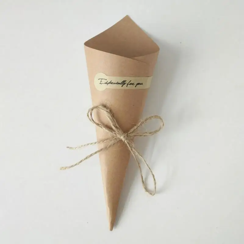 50pcs/lot Kraft Paper Decoration Favor Candy Box Wedding Gift Boxes Handmade DIY Holiday Bouquet Gift Packaging Boxes
50pcs/lot Kraft Paper Decoration Favor Candy Box Wedding Gift Boxes Handmade DIY Holiday Bouquet Gift Packaging Boxes