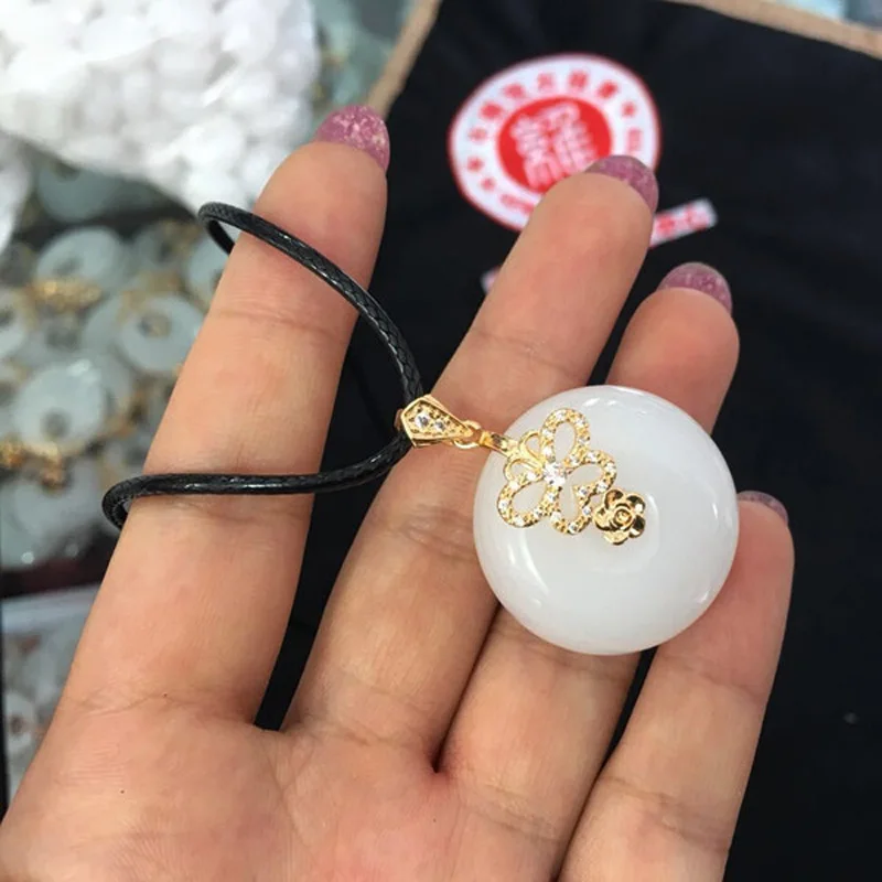 : Кулон Из Натурального золота и нефрита с безопасной застежкой для благословения дам и ожерелье на удачу на Рождество
: Кулон Из Натурального золота и нефрита с безопасной застежкой для благословения дам и ожерелье на удачу на Рождество