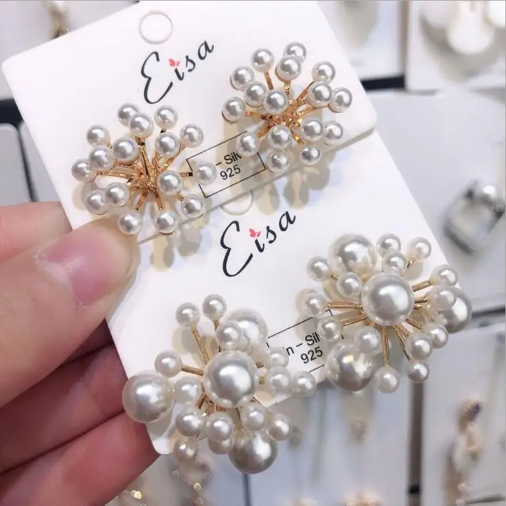 2019 Japan New Design Gold Metal Big Small Simulated Pearl Flower Fireworks Patchwork Big Earrings for Women Girl Party Gift
2019 Japan New Design Gold Metal Big Small Simulated Pearl Flower Fireworks Patchwork Big Earrings for Women Girl Party Gift