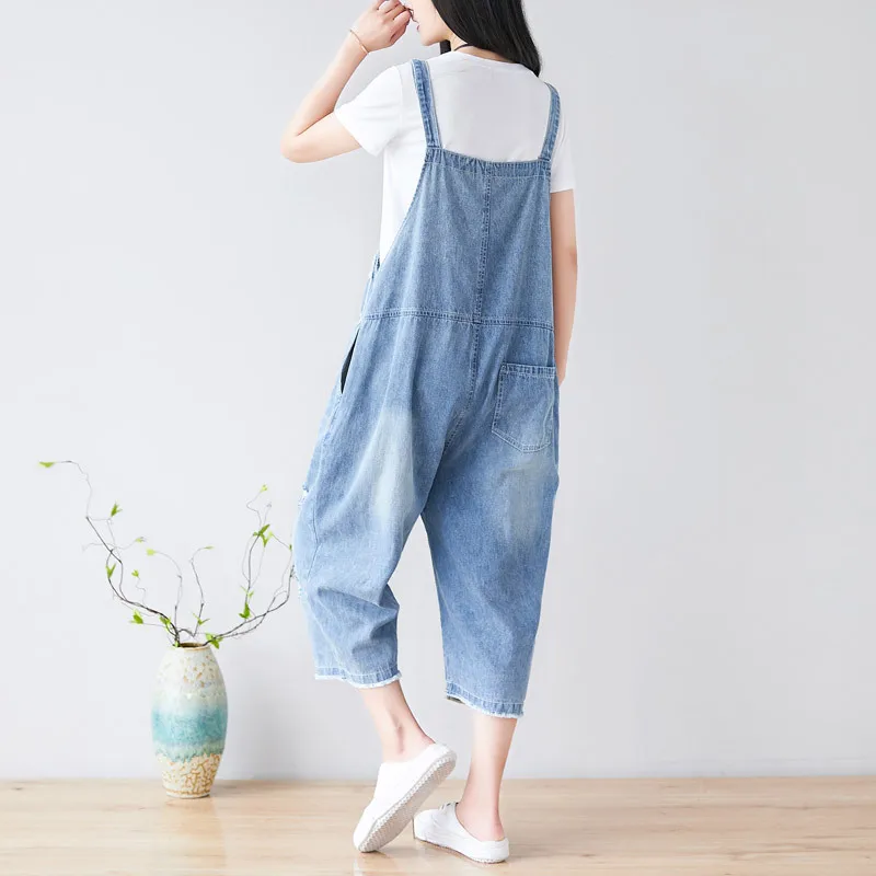 Women Casual Simple Personality Hairy Retro Jeans Washed Hole Light Blue Nine-point Jumpsuits
Women Casual Simple Personality Hairy Retro Jeans Washed Hole Light Blue Nine-point Jumpsuits
