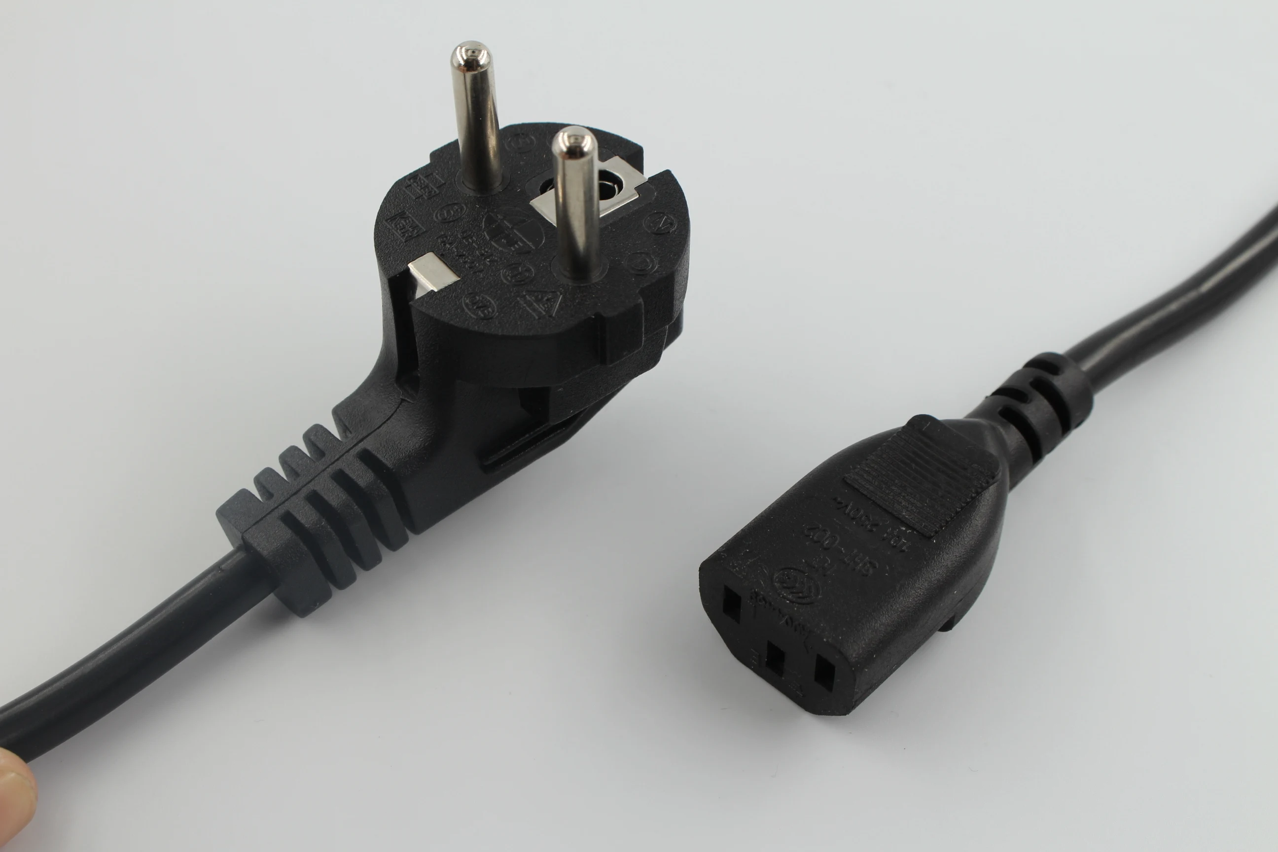 3D printer accessories European standard power cord 220V 1 m 2 power cord European standard power cord with word
3D printer accessories European standard power cord 220V 1 m 2 power cord European standard power cord with word