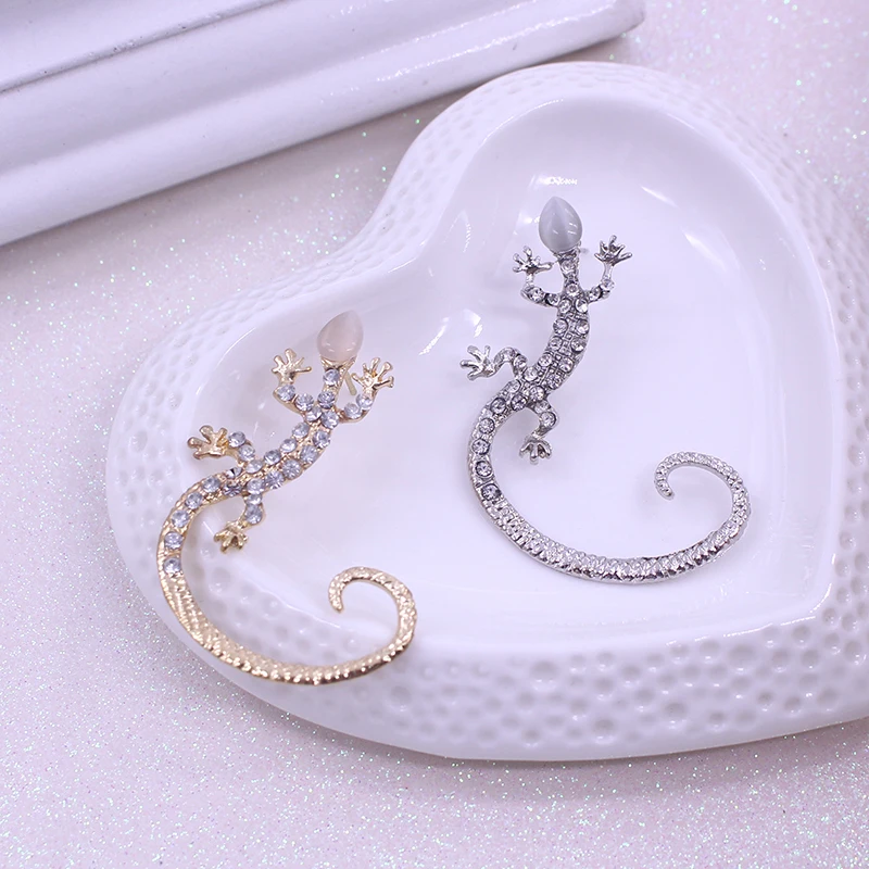 Fashion Punk Style Gecko Lizard Earrings Personality Rhinestone Alloy Earrings Jewelry Women's Nightclub Trend Earrings
Fashion Punk Style Gecko Lizard Earrings Personality Rhinestone Alloy Earrings Jewelry Women's Nightclub Trend Earrings