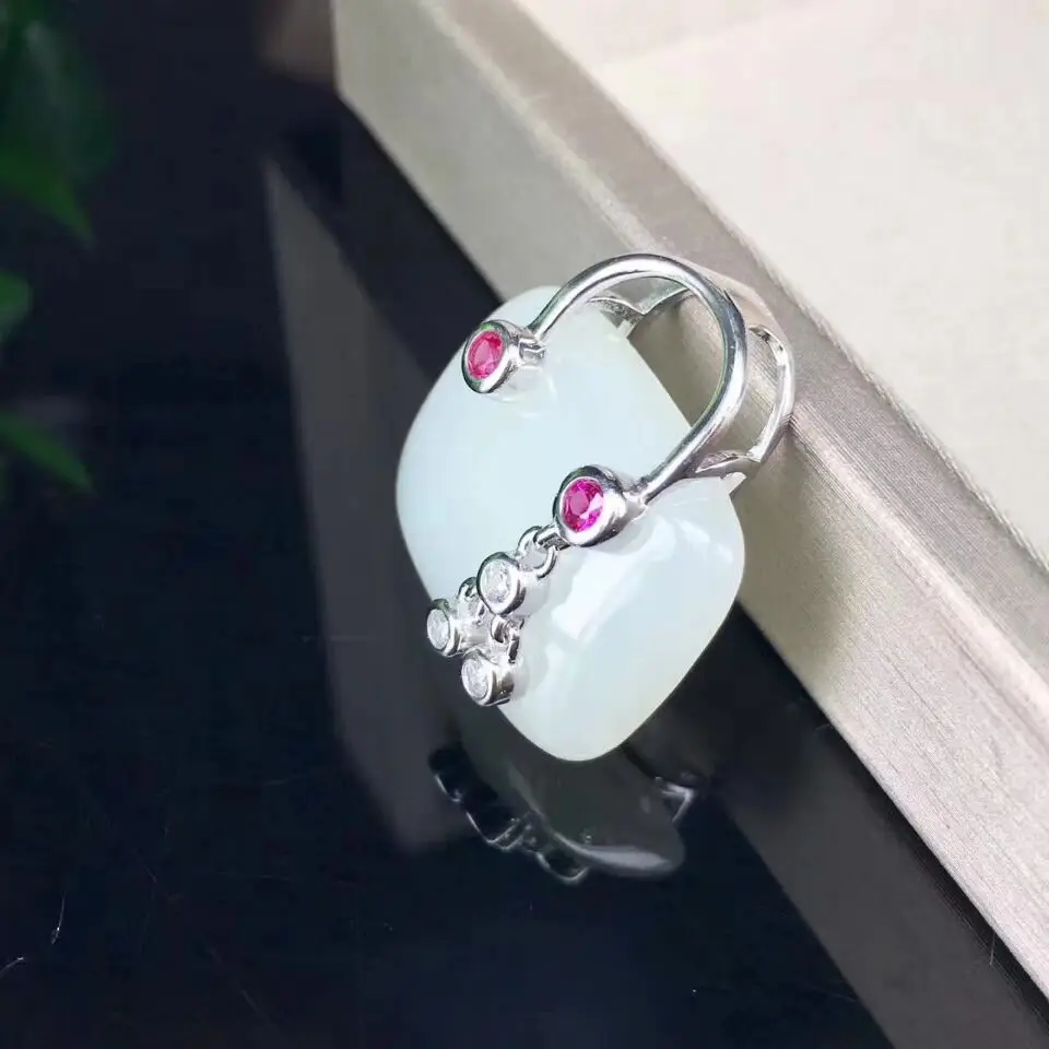 boutique jewelry Natural hetian jade wallet pendant, 925 silver jewelry wholesale natural Hetian jade necklace
boutique jewelry Natural hetian jade wallet pendant, 925 silver jewelry wholesale natural Hetian jade necklace