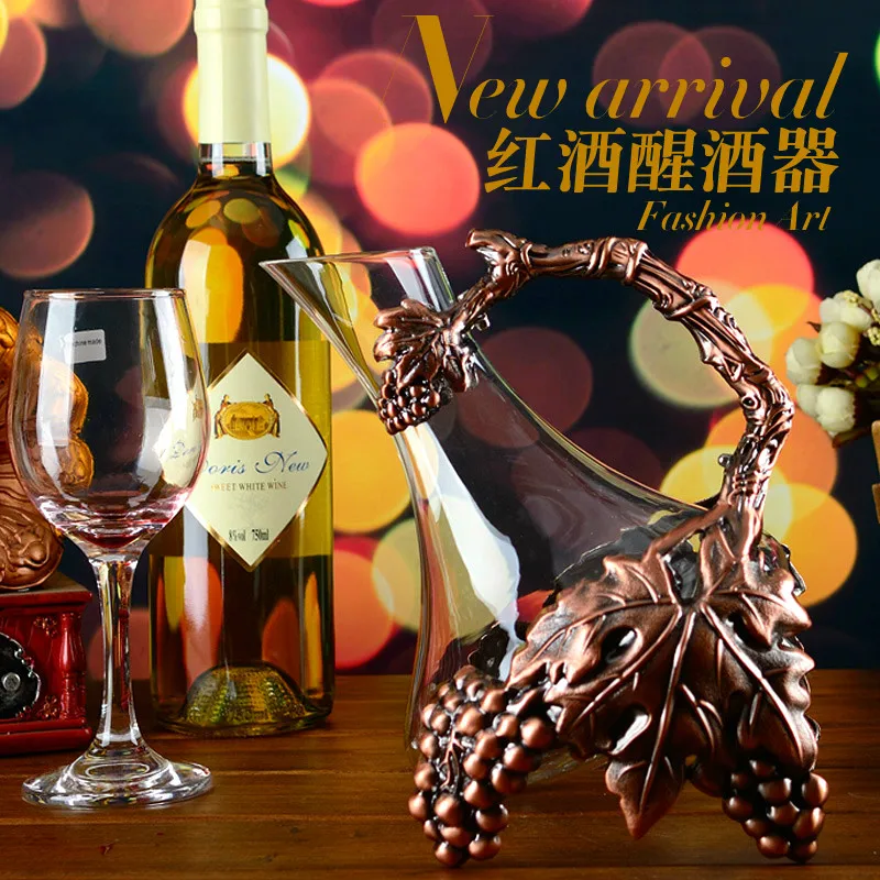 Europe bronze color finish metal glass decanter creative drinking vessel Grape shape wine decanters as home decoration XJJ02
Europe bronze color finish metal glass decanter creative drinking vessel Grape shape wine decanters as home decoration XJJ02