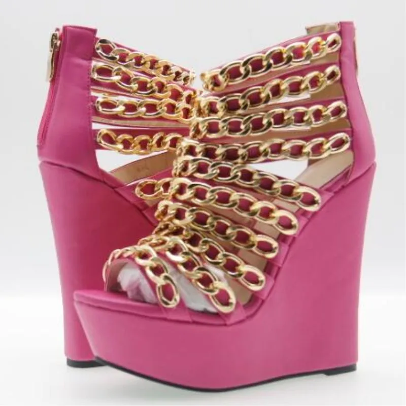 SHOFOO shoes, fashion explosion women's shoes , pink PU, gold chain decoration, 15 cm wedges sandals, women's sanda. SIZE:34-45
SHOFOO shoes, fashion explosion women's shoes , pink PU, gold chain decoration, 15 cm wedges sandals, women's sanda. SIZE:34-45