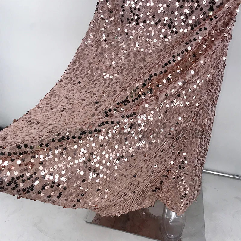2020 Sexy Women Gold Sequins Dress Woman Christmas Backless Floor Length Long Luxury Club Party Dresses Maxi Vestido De Festa XL
2020 Sexy Women Gold Sequins Dress Woman Christmas Backless Floor Length Long Luxury Club Party Dresses Maxi Vestido De Festa XL
