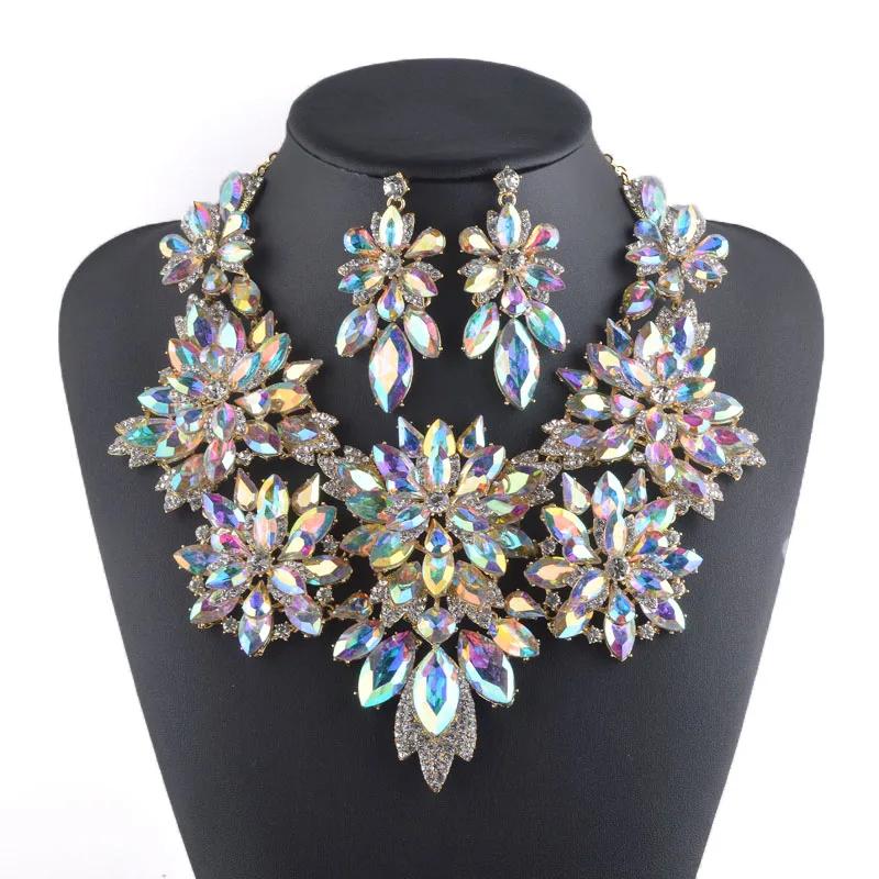 Golden Luxury Aurora Crystal AB Jewelry sets Flower Design Necklace Sets Bridal wedding Jewellery Women Party Necklace Earrings
Golden Luxury Aurora Crystal AB Jewelry sets Flower Design Necklace Sets Bridal wedding Jewellery Women Party Necklace Earrings