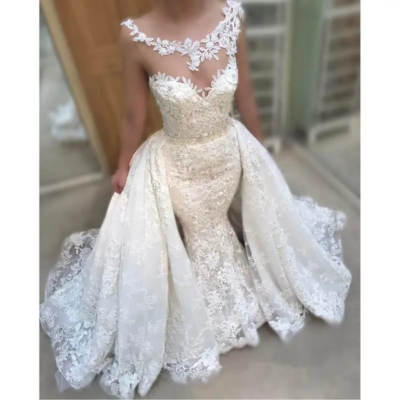 Фото Кружевное свадебное платье с юбкой годе со съемным шлейфом - купить