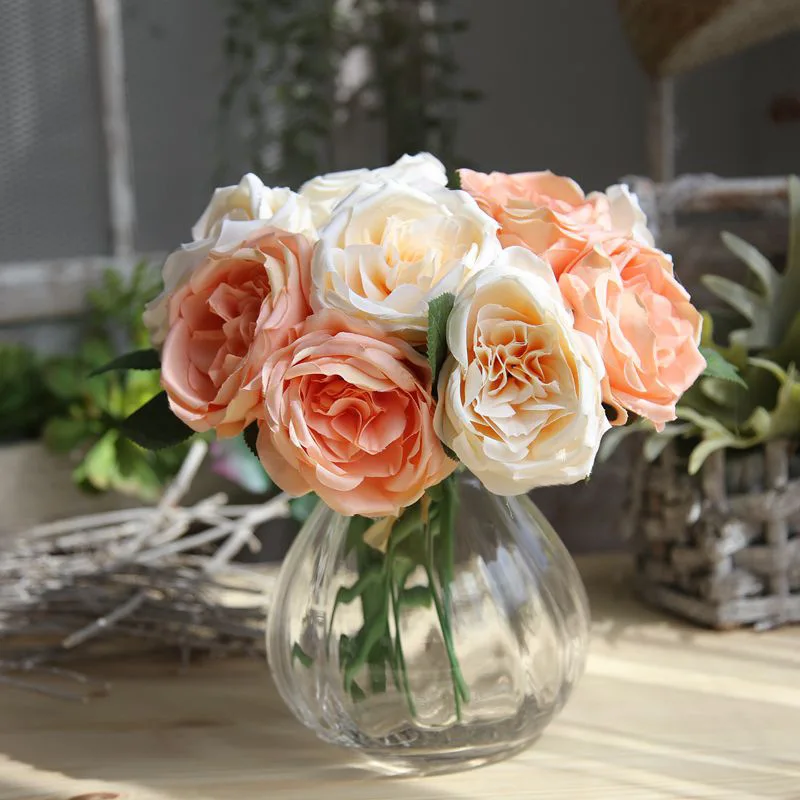 6pcs/ Rose flowers bouquet Thai Royal Rose upscale artificial flowers Faux silk flower roses home decor wedding decoration
6pcs/ Rose flowers bouquet Thai Royal Rose upscale artificial flowers Faux silk flower roses home decor wedding decoration