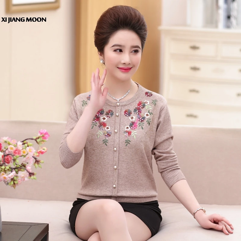 Middle Aged Women 2019 New Print Sweater O-Neck Long Sleeves Loose Mother Knitting Casual Pullover Sweater Top R731
Middle Aged Women 2019 New Print Sweater O-Neck Long Sleeves Loose Mother Knitting Casual Pullover Sweater Top R731