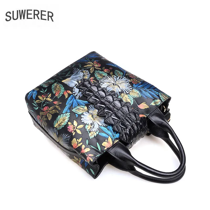 SUWERER 2020 New women genuine leather bags fashion handbag top cowhide Embossing Flowers luxury handbags women bags designer
SUWERER 2020 New women genuine leather bags fashion handbag top cowhide Embossing Flowers luxury handbags women bags designer