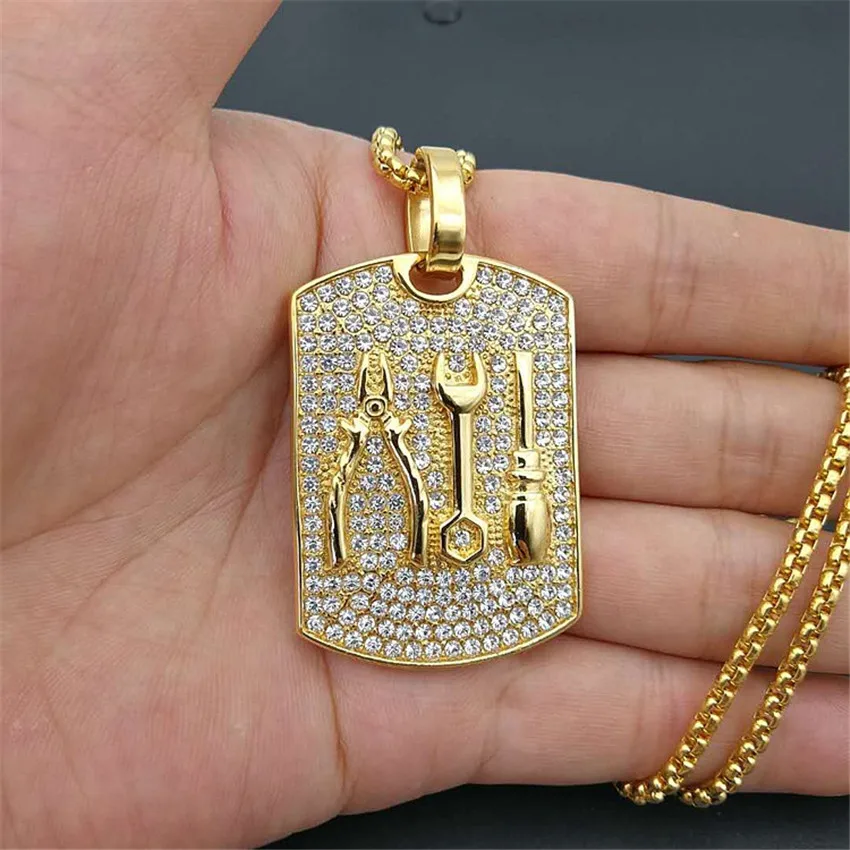Hip Hop Iced Out Rhinestone Square Tag Necklaces Pendants For Men Stainless Steel Gold Color Necklaces Male Bling Jewelry
Hip Hop Iced Out Rhinestone Square Tag Necklaces Pendants For Men Stainless Steel Gold Color Necklaces Male Bling Jewelry