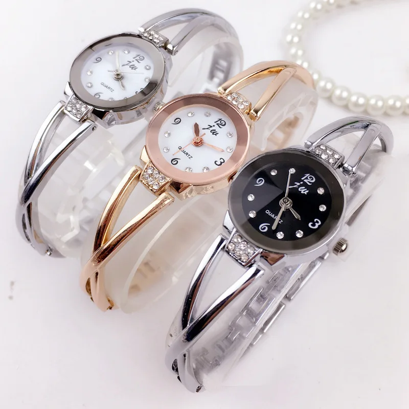 Hot Sale Luxury Crystal Lady Fashion Bracelet Quartz Watch Rose Gold Full Steel Straps Delicate Small Dial Lady Dress Watch
Hot Sale Luxury Crystal Lady Fashion Bracelet Quartz Watch Rose Gold Full Steel Straps Delicate Small Dial Lady Dress Watch
