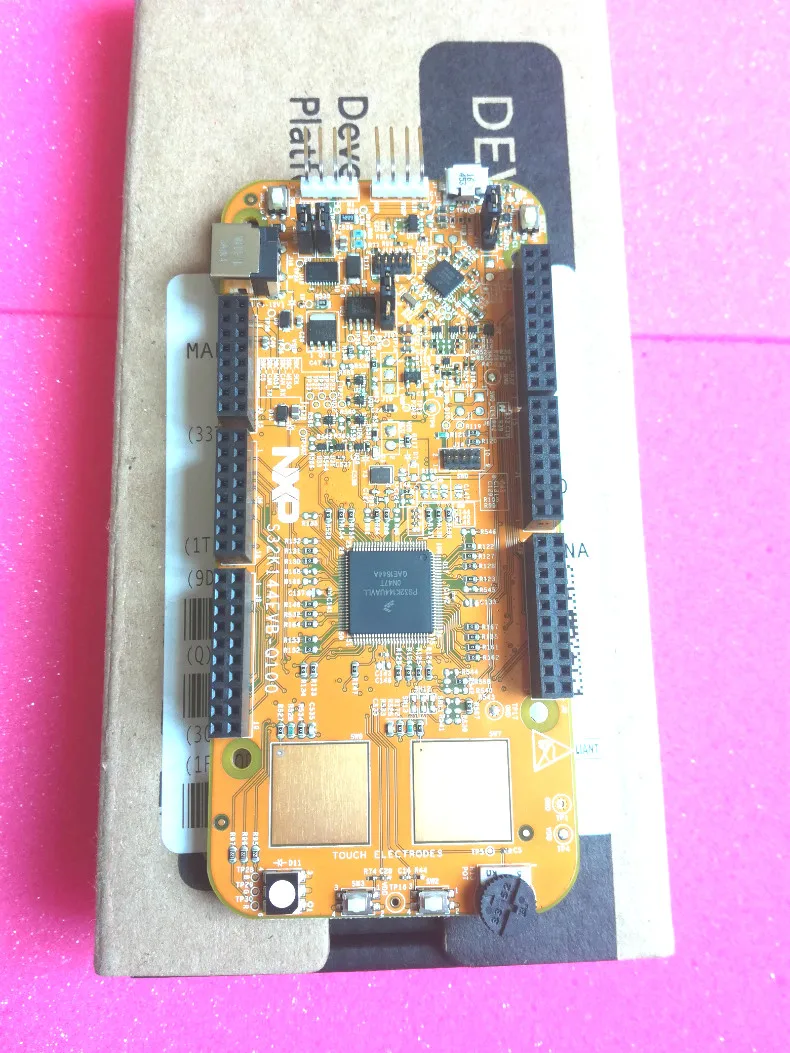 Для точечного S32K144EVB-Q100X ARM S32K144 плата EVB Совет по развитию S32K144EVB
Для точечного S32K144EVB-Q100X ARM S32K144 плата EVB Совет по развитию S32K144EVB
