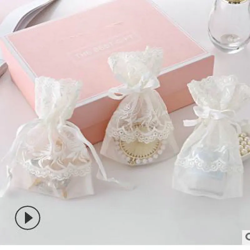 hot selling creative White Catkin leaf Lace Jewelry Drawstring storage Bag wedding and party flower favor bags candy bag
hot selling creative White Catkin leaf Lace Jewelry Drawstring storage Bag wedding and party flower favor bags candy bag