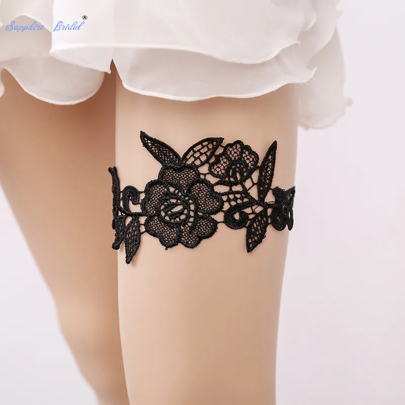 Sapphire Bridal Black/White sexy Lace Leg Ring Floral Garter 1 Piece/set Fashion Stocking Wedding Garter for Women/Female/Bride
Sapphire Bridal Black/White sexy Lace Leg Ring Floral Garter 1 Piece/set Fashion Stocking Wedding Garter for Women/Female/Bride