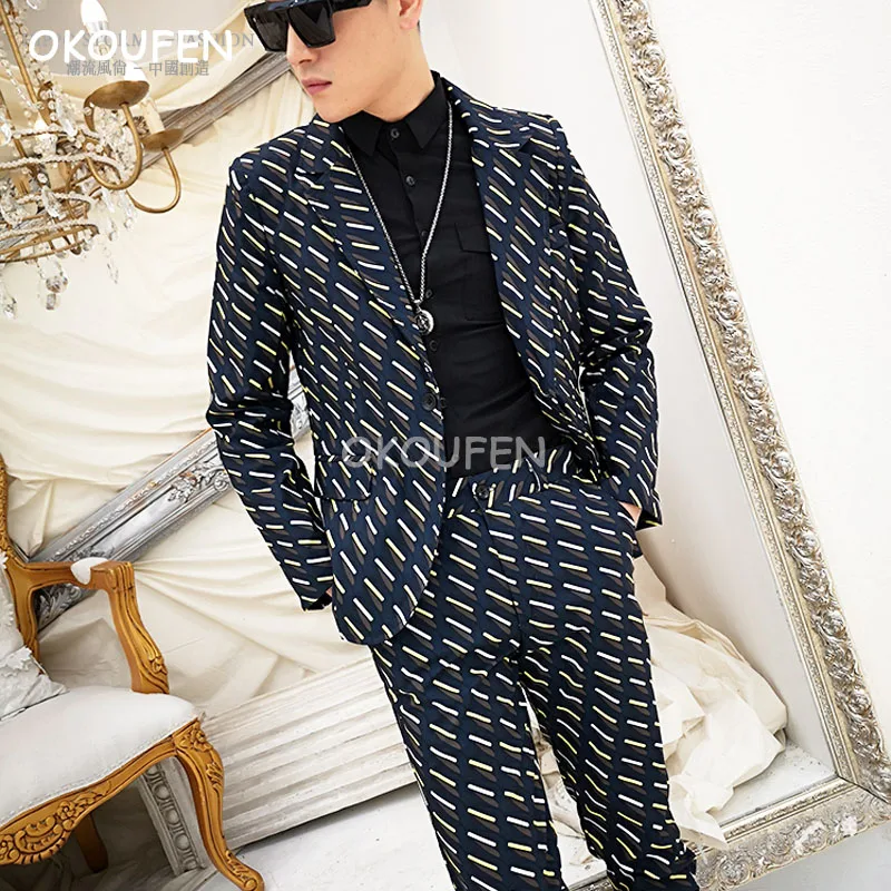 Korean version Fashion printing slim suit nightclub male singer tide suits male hairdresser suit stage show wear
Korean version Fashion printing slim suit nightclub male singer tide suits male hairdresser suit stage show wear