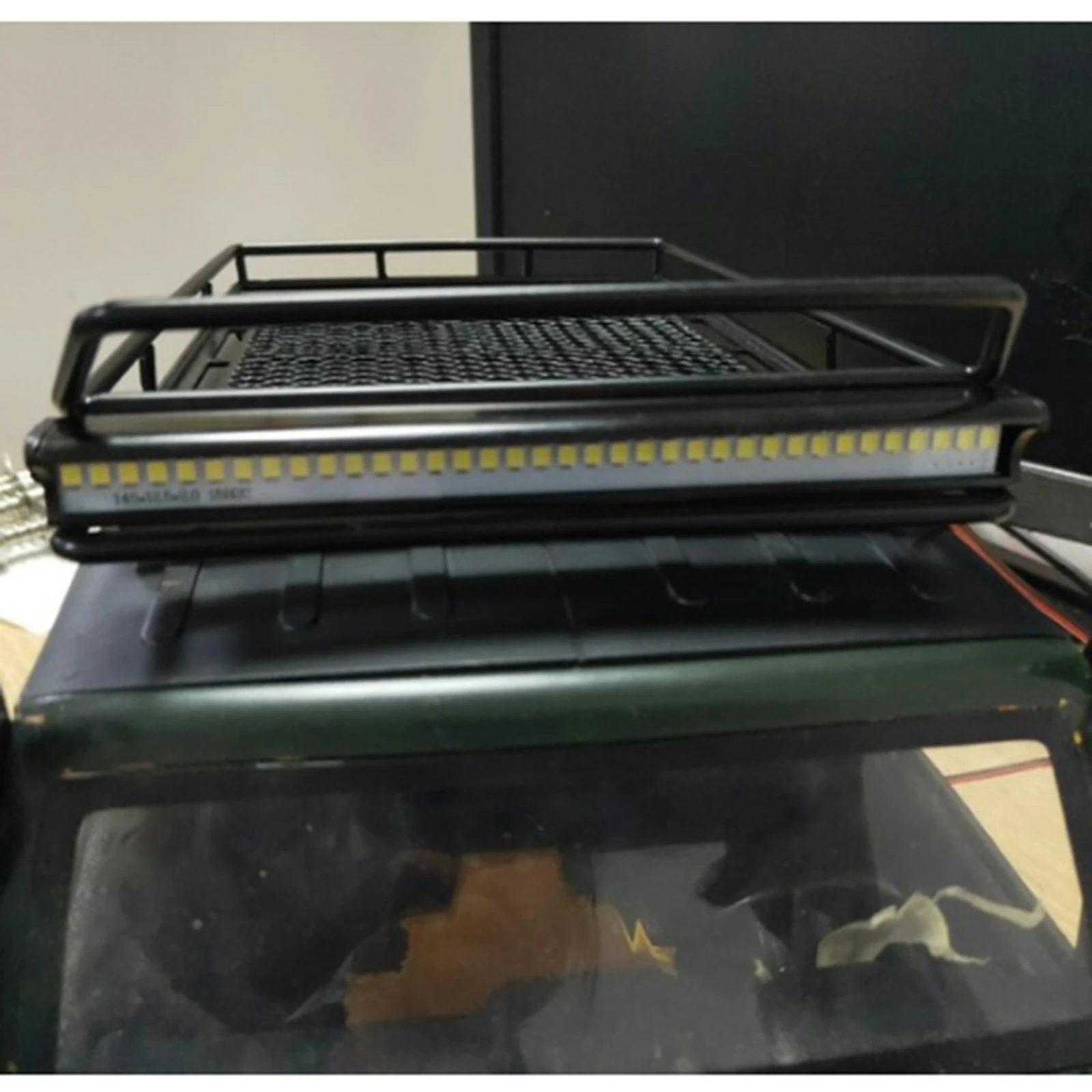Metal Roof Rack with/without LED Roof Light for Traxxas TRX4 ford bronco Wrangler D90 for Axial SCX10 1/10 RC Crawler Car
Metal Roof Rack with/without LED Roof Light for Traxxas TRX4 ford bronco Wrangler D90 for Axial SCX10 1/10 RC Crawler Car