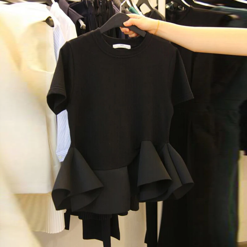 2020 Summer Tshirt Fashion Korean Style Short-sleeved T-shirt Women Loose Ruffled Hem Black Color Shirt Basic Tee Tops
2020 Summer Tshirt Fashion Korean Style Short-sleeved T-shirt Women Loose Ruffled Hem Black Color Shirt Basic Tee Tops
