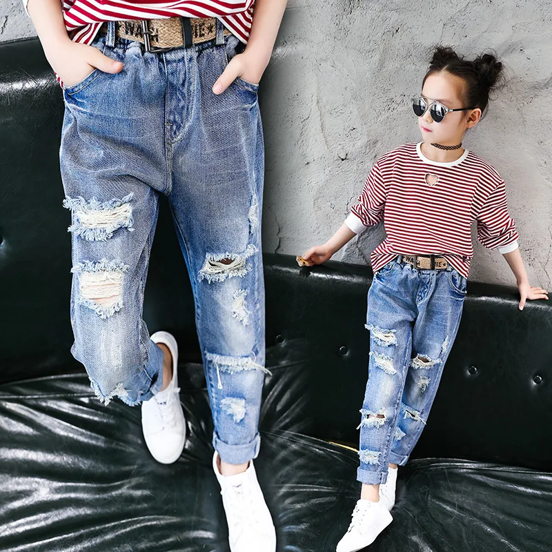 Kids Jeans Torn Skinny Jeans Baby Girl Winter Autumn Long Broken Pant Button Fly Fashion Denim trouser Children Jeans For Girls
Kids Jeans Torn Skinny Jeans Baby Girl Winter Autumn Long Broken Pant Button Fly Fashion Denim trouser Children Jeans For Girls