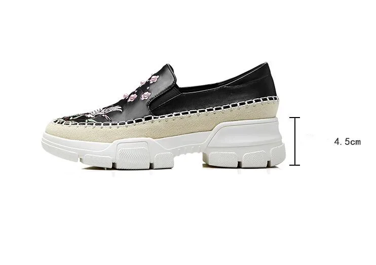 Cow leather Women Flat Platform Shoes Woman Loafers Fashion Women's Slip On Shallow Casual Shoes Women Flats zapatos de mujer 
Cow leather Women Flat Platform Shoes Woman Loafers Fashion Women's Slip On Shallow Casual Shoes Women Flats zapatos de mujer