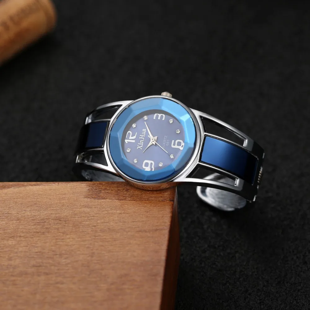 Hot Sale Fashion Bracelet Watch Luxury Rhinestone Wristwatch Women Watches Lady Hour Quarz Clock relogio feminino reloj mujer
Hot Sale Fashion Bracelet Watch Luxury Rhinestone Wristwatch Women Watches Lady Hour Quarz Clock relogio feminino reloj mujer