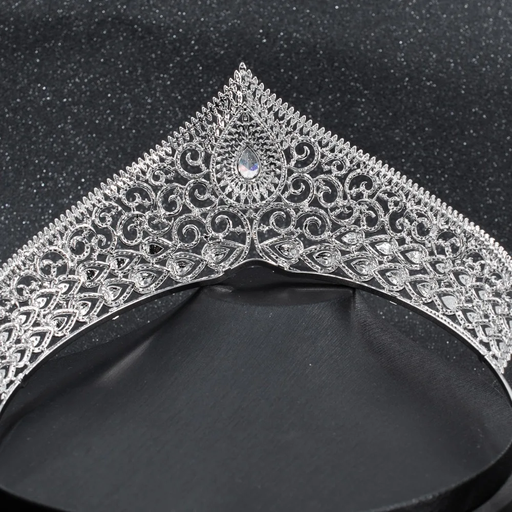 2019 New Crystals CZ Cubic Zirconia Wedding Bridal Royal Tiara Diadem Crown Women Prom Hair Jewelry Accessories CH10227
2019 New Crystals CZ Cubic Zirconia Wedding Bridal Royal Tiara Diadem Crown Women Prom Hair Jewelry Accessories CH10227