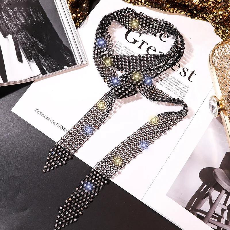 Exaggerated fashion in Europe and America more shiny row chain web celebrity personality with black neck long tassels cl
Exaggerated fashion in Europe and America more shiny row chain web celebrity personality with black neck long tassels cl