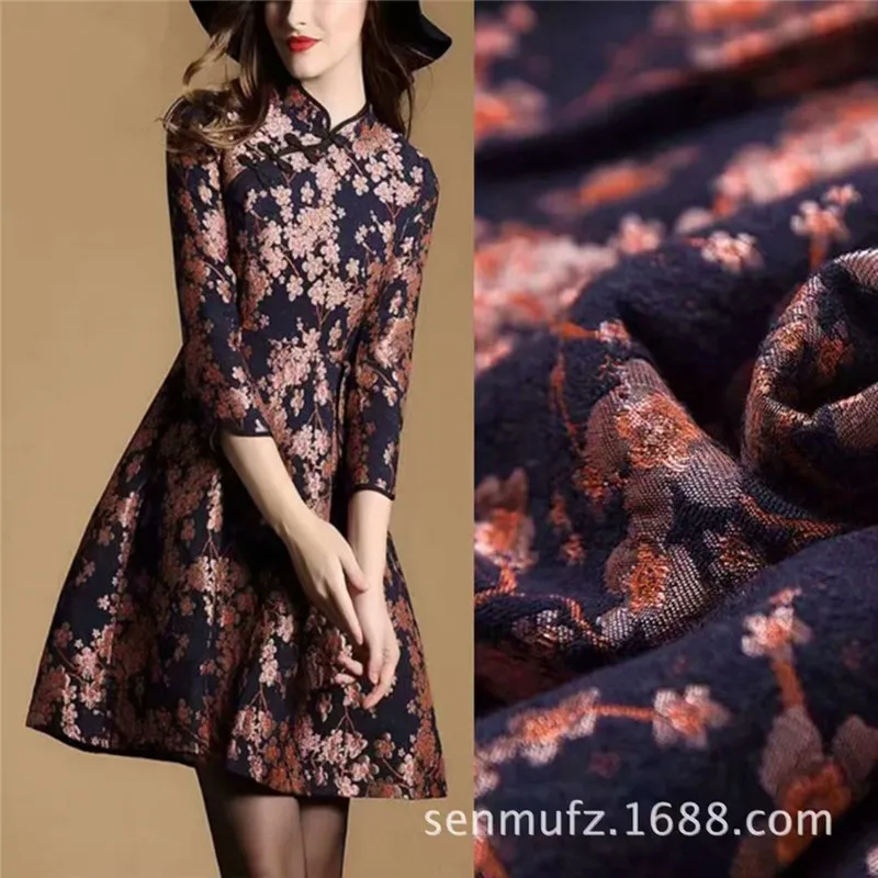Jacquard fabric three-dimensional rose gold jacquard rose fabric fabric autumn and winter fashion tapestry dress DK12
Jacquard fabric three-dimensional rose gold jacquard rose fabric fabric autumn and winter fashion tapestry dress DK12