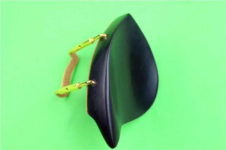 1 pc Violin accessories 4/4 violin ebony but bridge brackets cento gold screws installed
1 pc Violin accessories 4/4 violin ebony but bridge brackets cento gold screws installed