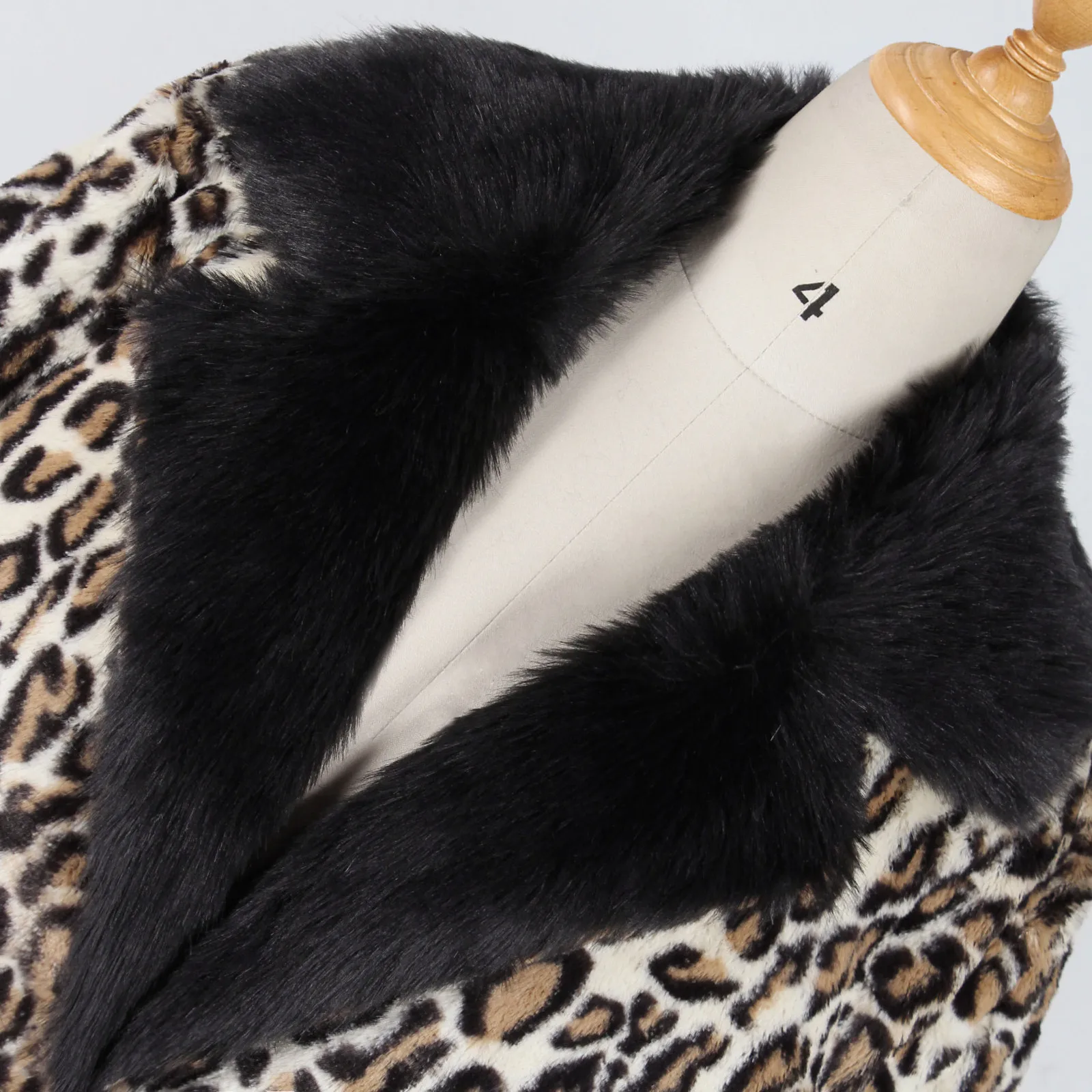 New Autumn Winter Jacket Women Nice Casual Leopard Jackets Female Coats Lapel Open Stitch Outerwear Chaqueta Mujer
New Autumn Winter Jacket Women Nice Casual Leopard Jackets Female Coats Lapel Open Stitch Outerwear Chaqueta Mujer