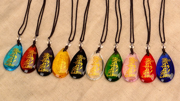 9PCS Wholesale Buddhist supplies Tibetan Buddhism efficacious bless Six Character Great Bright Mantra crystal talisman Pendant
9PCS Wholesale Buddhist supplies Tibetan Buddhism efficacious bless Six Character Great Bright Mantra crystal talisman Pendant