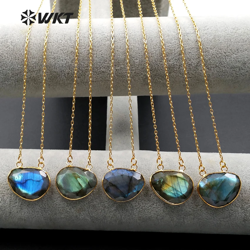 WT-N968 Wholesale Fashion Jewelry Natural Labradorite Necklace Beautiful Engraved Labradorite With Double Loops Jewelry
WT-N968 Wholesale Fashion Jewelry Natural Labradorite Necklace Beautiful Engraved Labradorite With Double Loops Jewelry