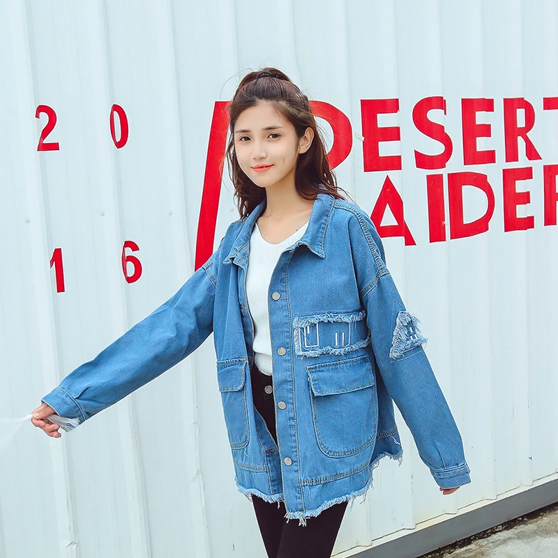 Autumn 2017 Women Denim Jacket Loose Thin Fashion Women Jeans Jacket Large Size Holes Jeans Coat For Women
Autumn 2017 Women Denim Jacket Loose Thin Fashion Women Jeans Jacket Large Size Holes Jeans Coat For Women