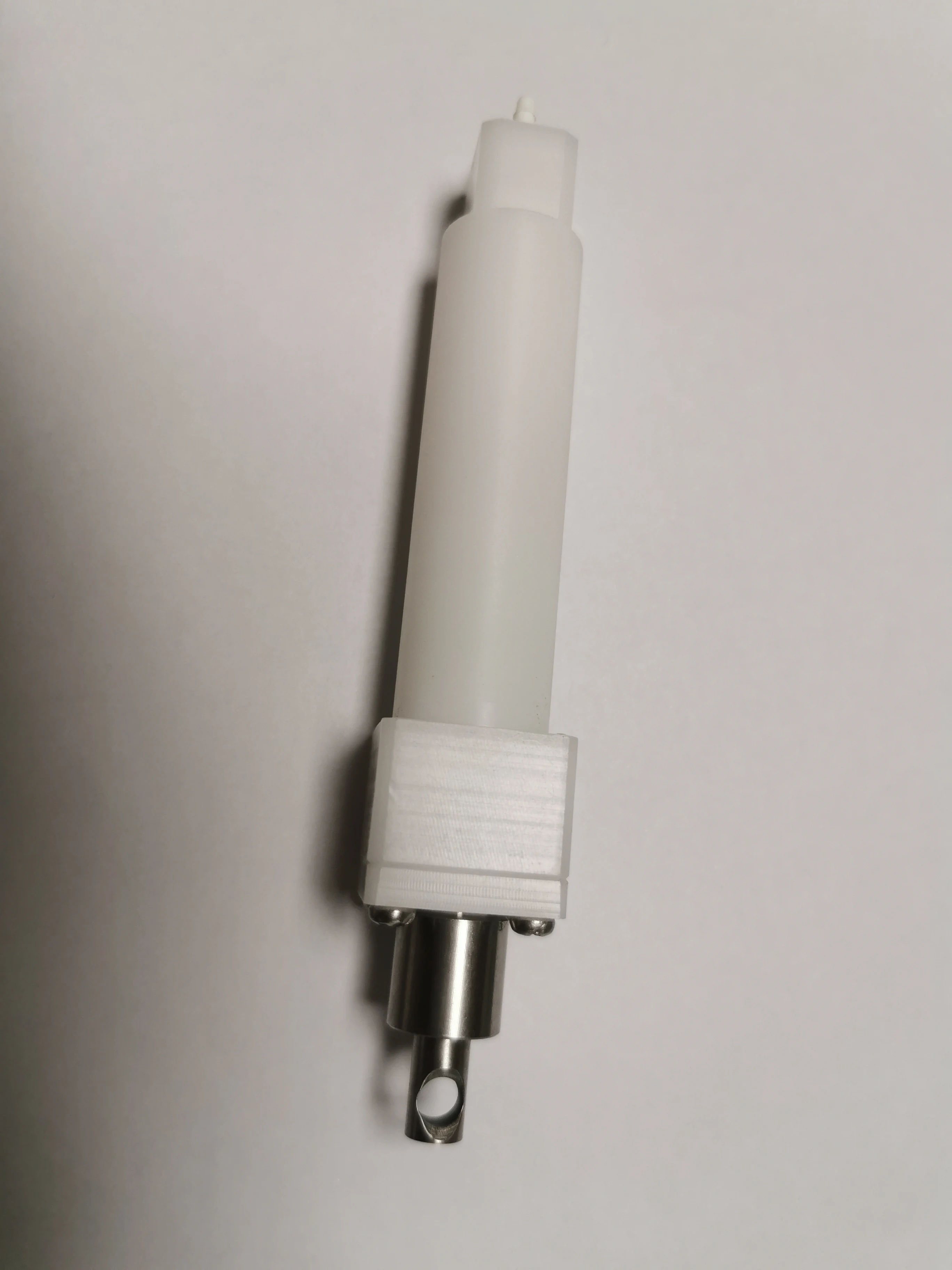 801-1805-00011-00 2,5 мл шприц для гематологического анализатора Mindray BC3200 (новый, оригинальный)
801-1805-00011-00 2,5 мл шприц для гематологического анализатора Mindray BC3200 (новый, оригинальный)