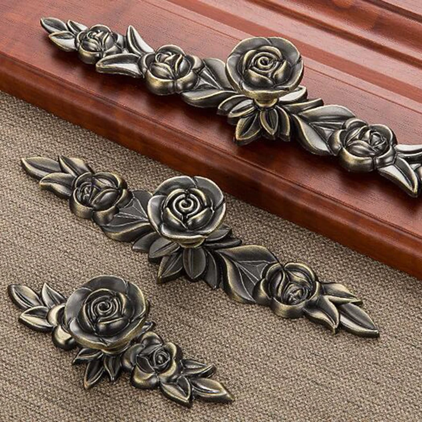 Vintage Cabinet Pulls Pastoral Rose Pattern Handle Wardrobe Dresser Drawer Knobs Decorative Handles Single Hole, S, M, L Size
Vintage Cabinet Pulls Pastoral Rose Pattern Handle Wardrobe Dresser Drawer Knobs Decorative Handles Single Hole, S, M, L Size