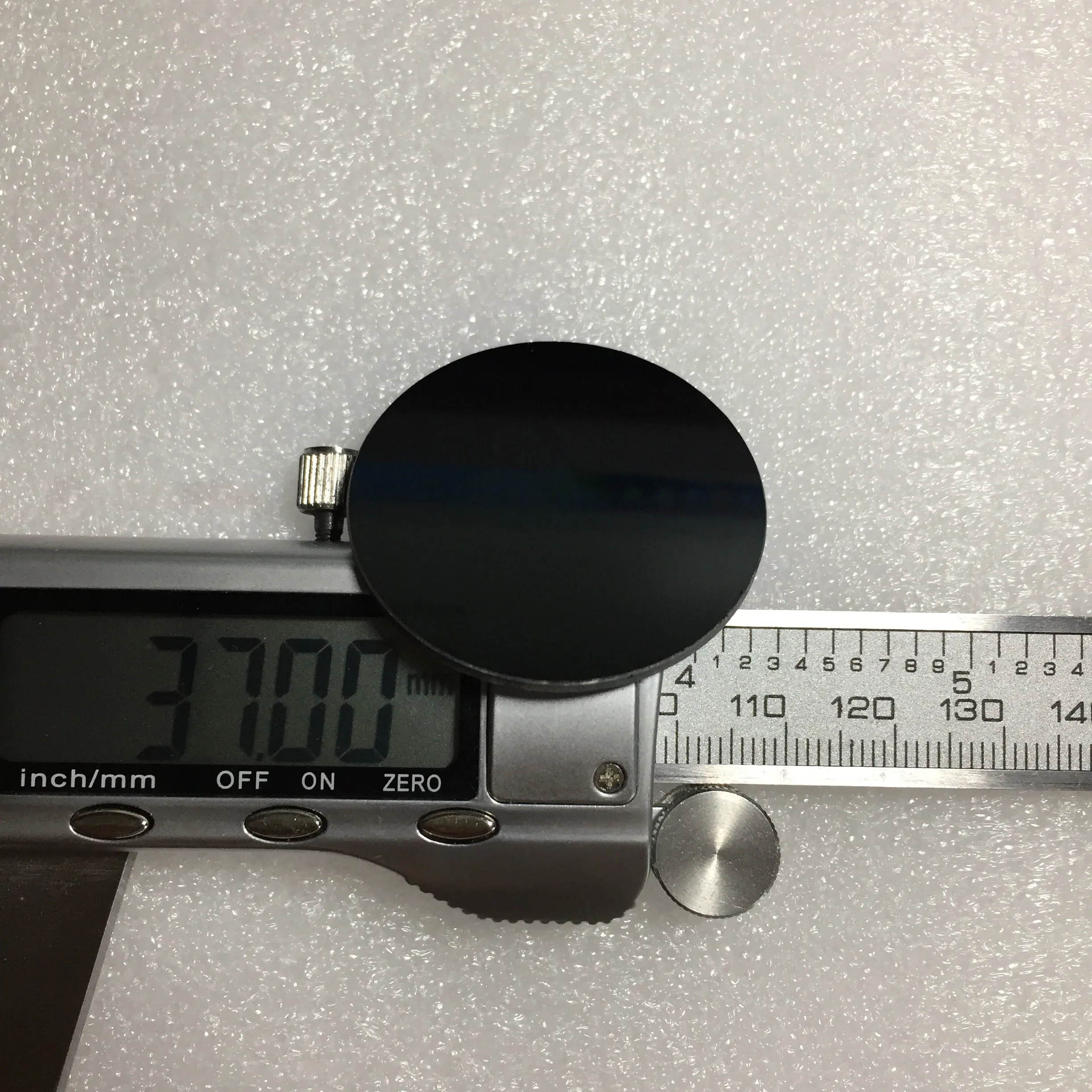 D25*2mm HWB850 RG850 IR Infrared transmission filter lens black glass visible light absorption cutoff
D25*2mm HWB850 RG850 IR Infrared transmission filter lens black glass visible light absorption cutoff