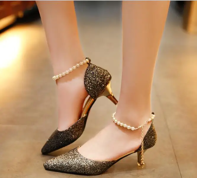 Women shoes Fashion black High Heels Pumps Female Sequined pointed stiletto women's sandals beautiful Sweet wedding Shoes
Women shoes Fashion black High Heels Pumps Female Sequined pointed stiletto women's sandals beautiful Sweet wedding Shoes