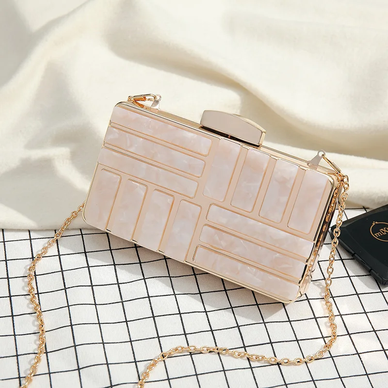 Luxury Brand Design Stripe Acrylic Clutches Women Evening Bags Party Wedding Hand Bag Chain Crossbody Purses Wallet Clutch Lady
Luxury Brand Design Stripe Acrylic Clutches Women Evening Bags Party Wedding Hand Bag Chain Crossbody Purses Wallet Clutch Lady