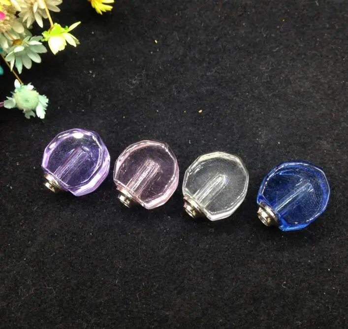 20pcs/lotScrew cap polyhedron heart shape Crystal Vial pendant perfume vial bottle fashion necklace diy pendant name on rice art
20pcs/lotScrew cap polyhedron heart shape Crystal Vial pendant perfume vial bottle fashion necklace diy pendant name on rice art
