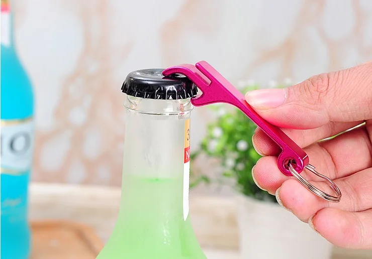 Многофункциональная открывалка для пивных бутылок из алюминиевого сплава, нержавеющая сталь, креативная портативная клавиатура для пива, ... 
Многофункциональная открывалка для пивных бутылок из алюминиевого сплава, нержавеющая сталь, креативная портативная клавиатура для пива, ...