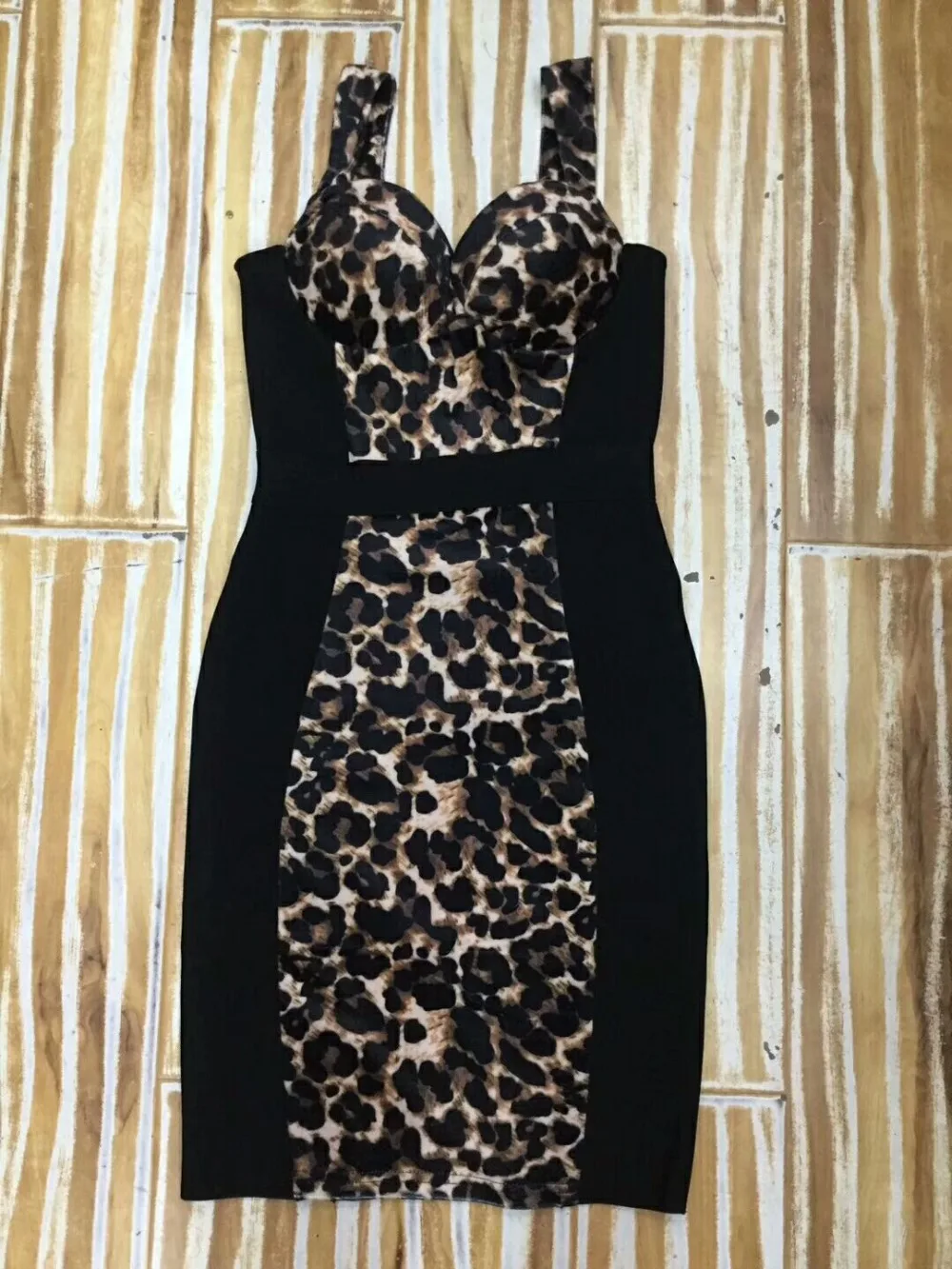 High Quality Leopard Print Sexy Bodycon Dress Black Mesh Bandage Elastic Straps Mini Night Club Cocktail Party Dress Sexy K-026
High Quality Leopard Print Sexy Bodycon Dress Black Mesh Bandage Elastic Straps Mini Night Club Cocktail Party Dress Sexy K-026