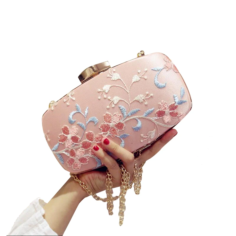 NEW pink Lace Embroidery Flower Women Small Purse Day Evening Clutch Bags Wedding Bridal Bag chain shoulder bag for ladies
NEW pink Lace Embroidery Flower Women Small Purse Day Evening Clutch Bags Wedding Bridal Bag chain shoulder bag for ladies