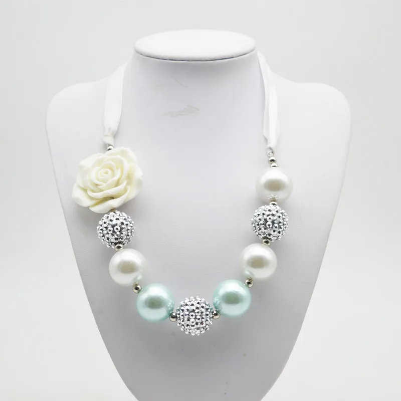 wholesale 5PCS Beautiful Ribbon Design Kids Chunky Beads Necklace Baby Girl Bubblegum Beaded Necklace For Children Factory
wholesale 5PCS Beautiful Ribbon Design Kids Chunky Beads Necklace Baby Girl Bubblegum Beaded Necklace For Children Factory