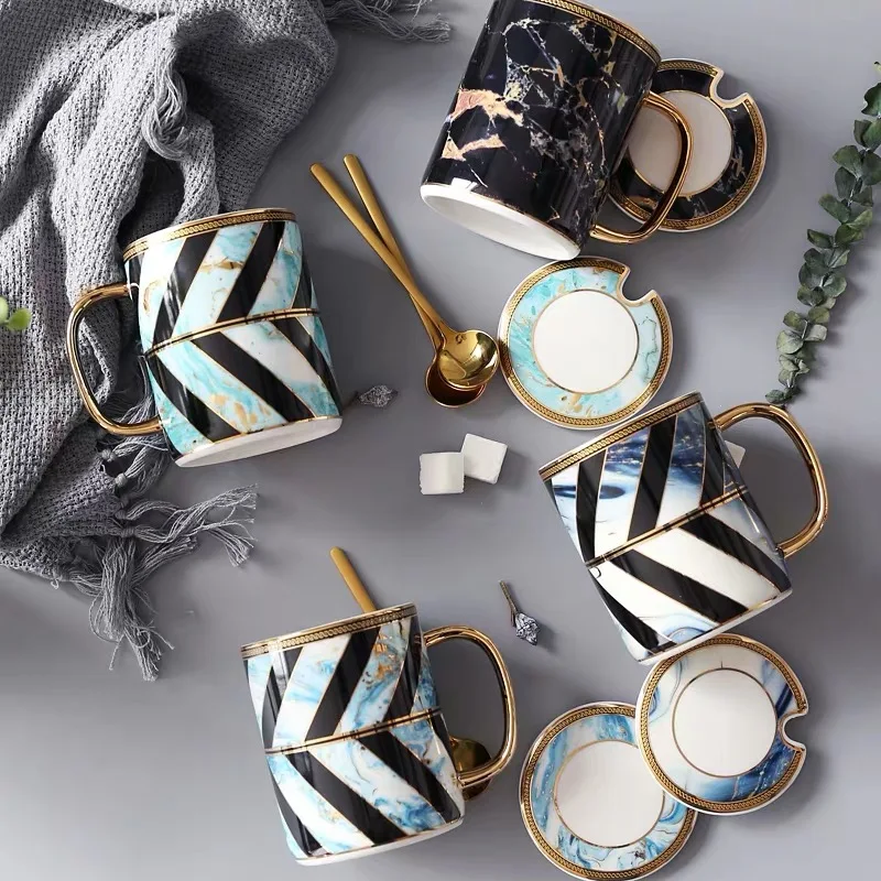 350ml Luxurious marble coffee tea ceramic mugs with lid and gold spoon office drinking mugs gift cups
350ml Luxurious marble coffee tea ceramic mugs with lid and gold spoon office drinking mugs gift cups