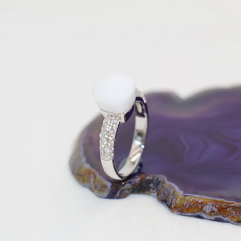 2021 Fashion Summer Jewelry Of White Chalcedony With White Zircon 18K White Gold Plated Ring For Friends Best Festival Gifts
2021 Fashion Summer Jewelry Of White Chalcedony With White Zircon 18K White Gold Plated Ring For Friends Best Festival Gifts
