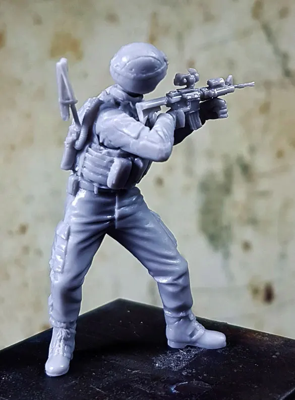 Crazy King1/35 полимерный Солдат модель армии США Солдат gk ручной белый режим Военная сцена 238
Crazy King1/35 полимерный Солдат модель армии США Солдат gk ручной белый режим Военная сцена 238