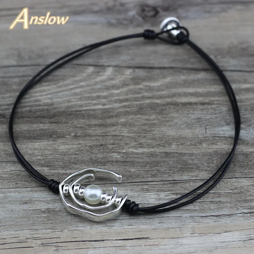 Anslow Brand Best Sell Punk Rock Style Personality Style Fashion Jewelry Short Leather Choker Necklace Christmas Gift LOW0062AN
Anslow Brand Best Sell Punk Rock Style Personality Style Fashion Jewelry Short Leather Choker Necklace Christmas Gift LOW0062AN